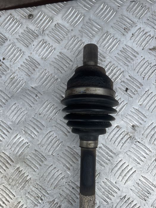 Полуось привод левый 18 бенз мкпп Форд си мах ford c-max c max год 07