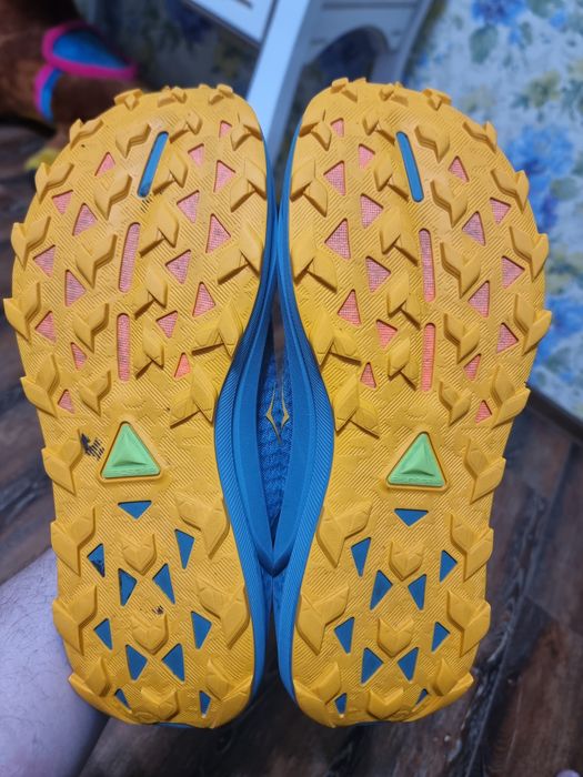 Оригінал 100%  чоловічі кросівки asics gel-trabuco 13  euro 46