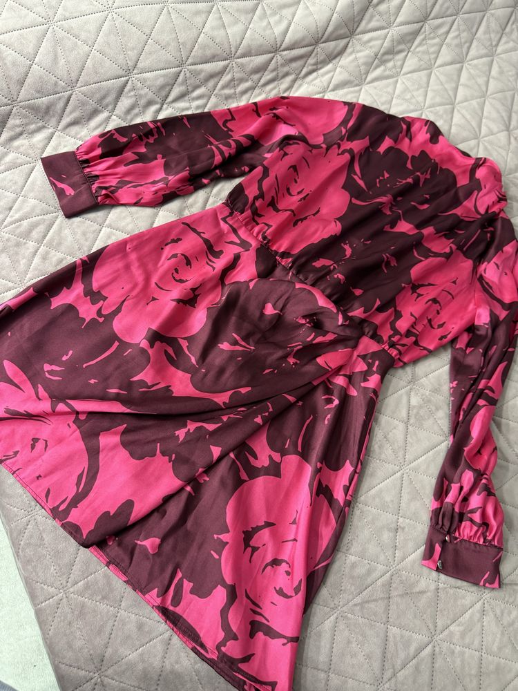 Продам платье Zara