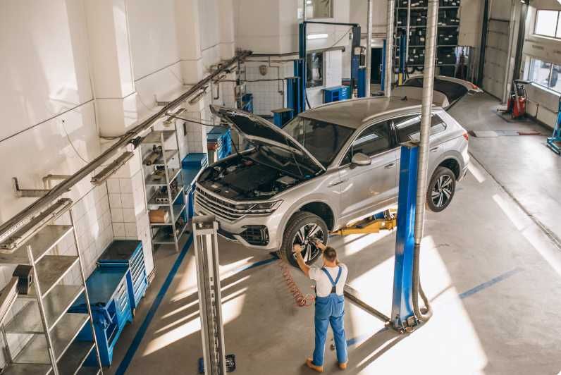 Продаж СТО/виробничий комплекс 2000 кв.м. на Великій Кільцевій/Київ