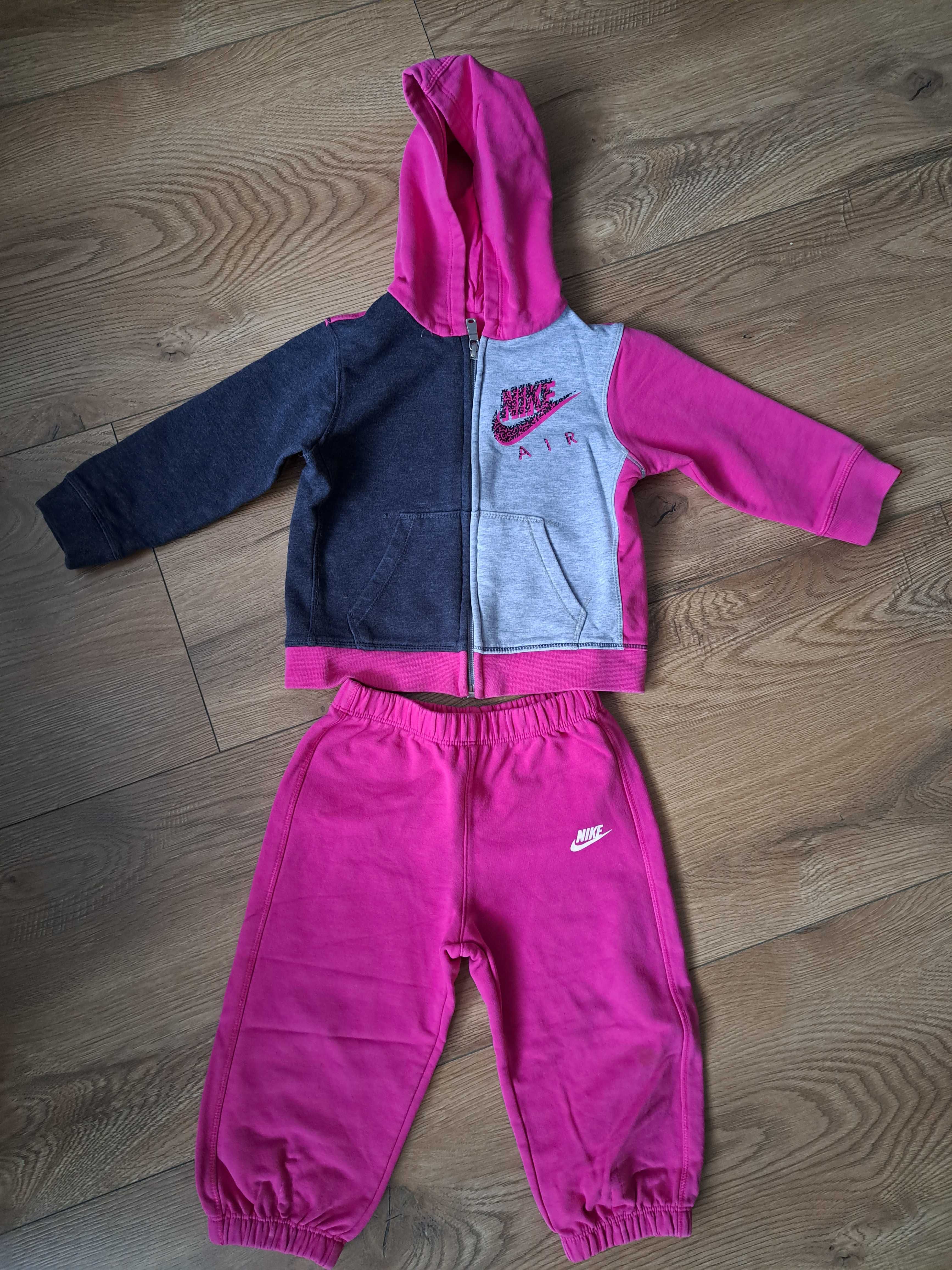 Dres niemowlęcy, firma Nike, rozmiar 80/86