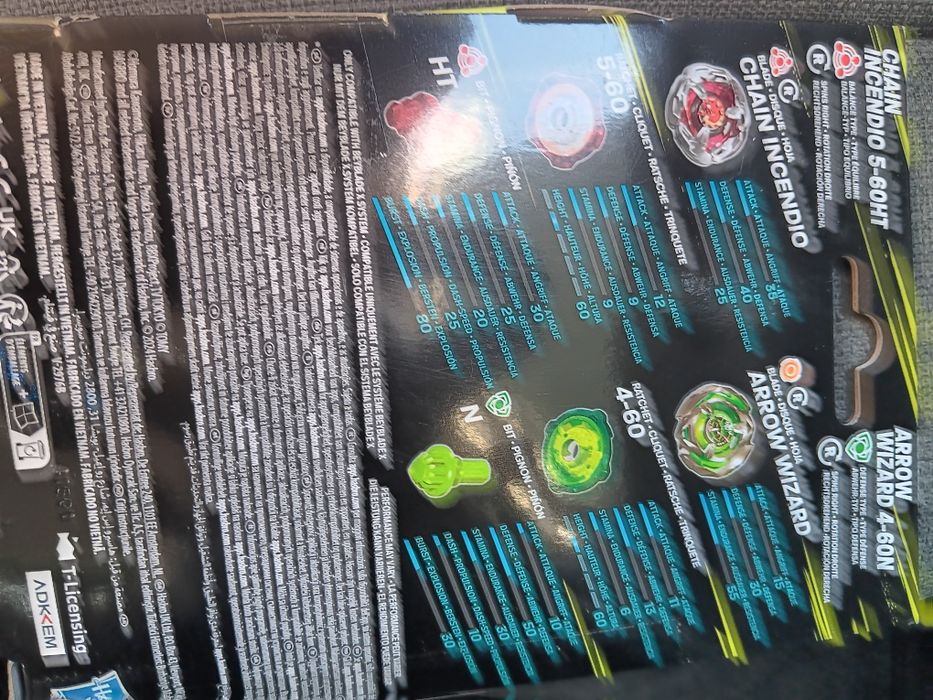 Beyblade X duplo chain incendio e Arrow  novos e
