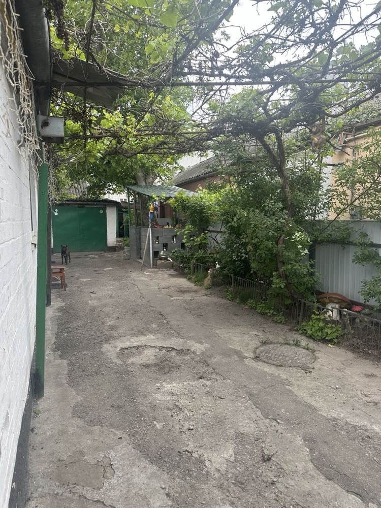 Продам частину будинку ЦЕНТР
