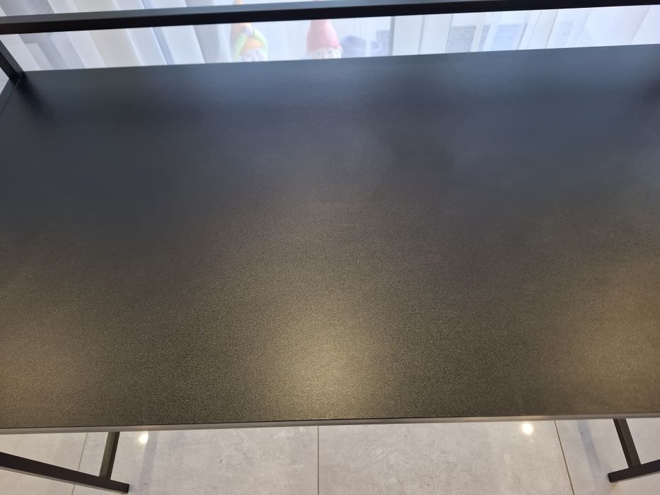 Czarne biurko Jysk 60 x 120 jak nowe