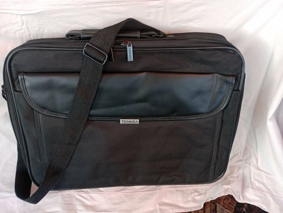 Сумки для ноутбука