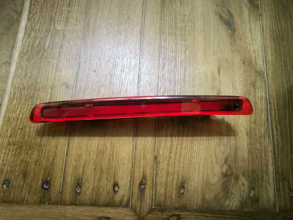 Додатковий стоп сигнал ліхтар на Nissan qashqai j10 06 - 13