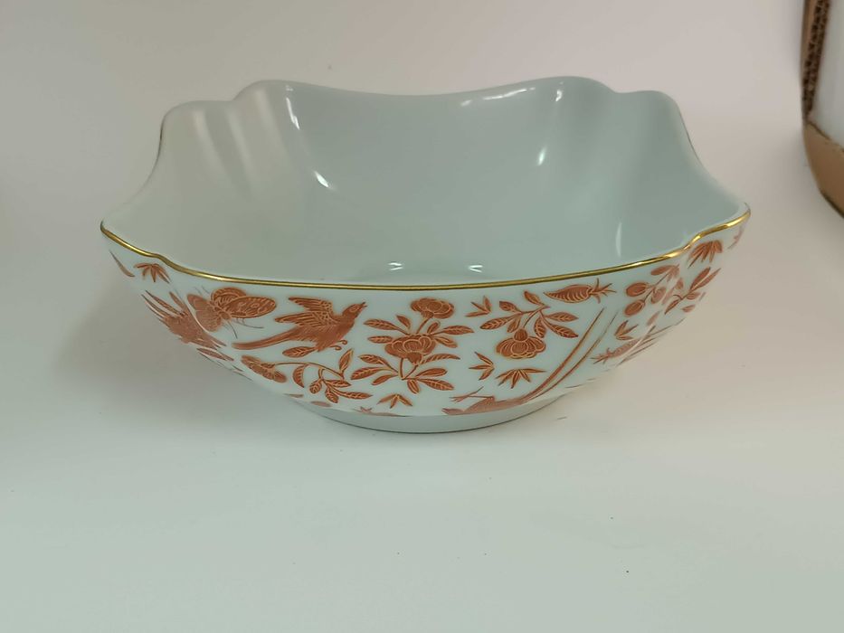 Taça em porcelana da Vista Alegre Mottahedeh Sacred Bird and Butterfly