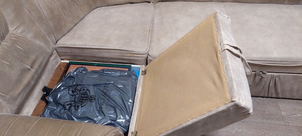 Продам мягкий уголок