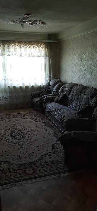 Сдам 4-х кімнатну квартиру в оренду