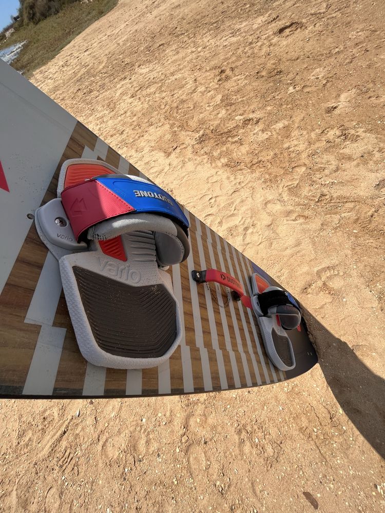 Kite 14m Evo duotone + prancha + barra 24m