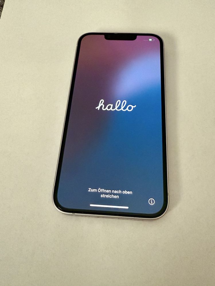 Iphone 14 fioletowy