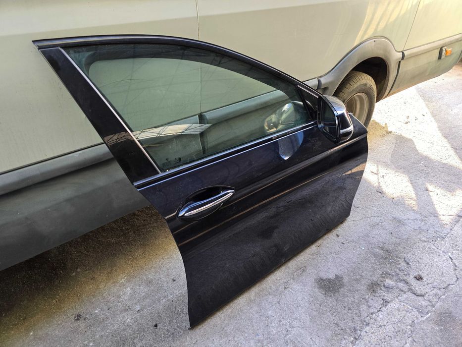 Porta frente direita BMW Serie 5 F10/F11 (2010 a 2017)