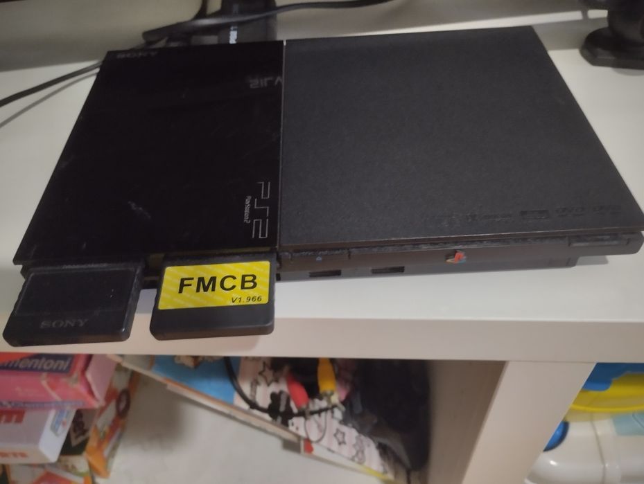 Consola PlayStation 2 c/ acessorio