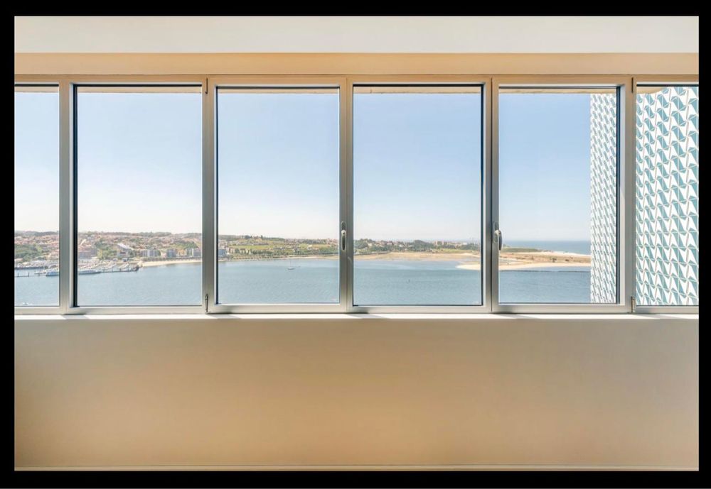 Apartamento T4 luxo Foz/ Católica Porto | vista Rio e Mar