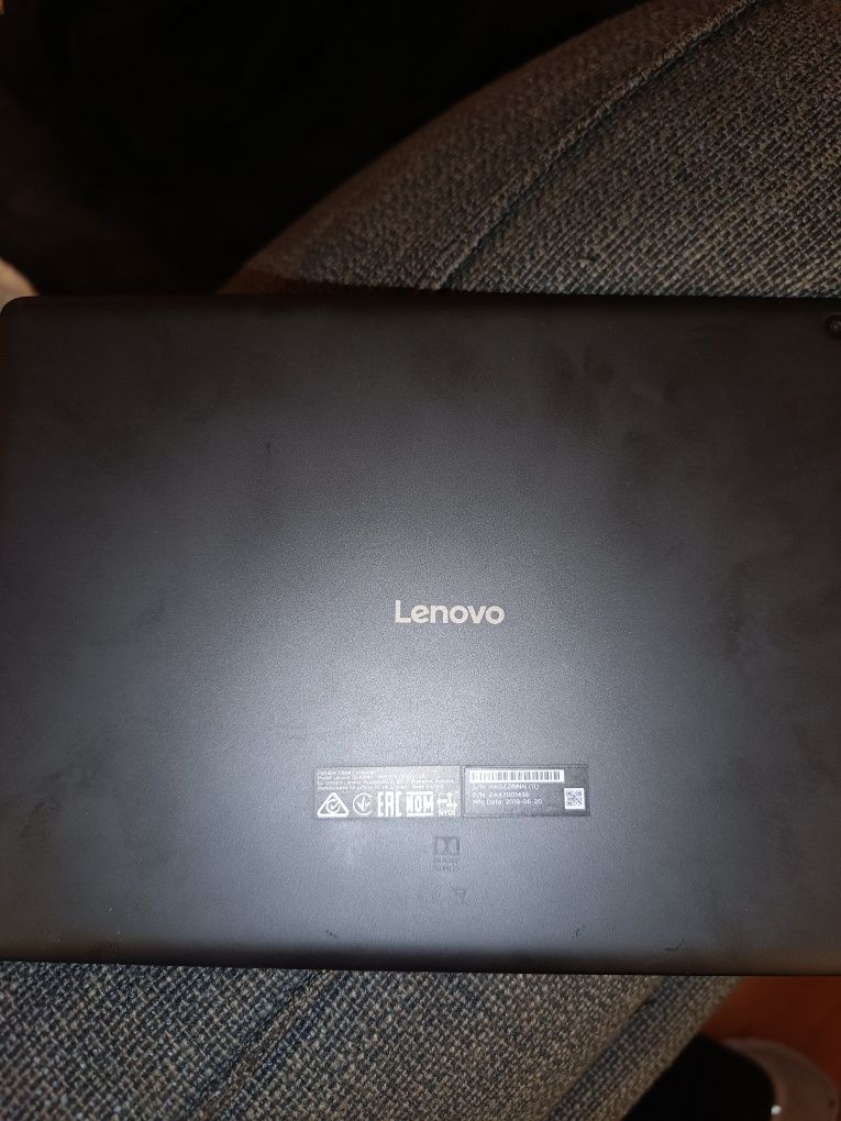 Tablet lenovo com capa