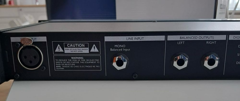 TC Helicon VoiceWorks Mic Preamp + Effect Processor