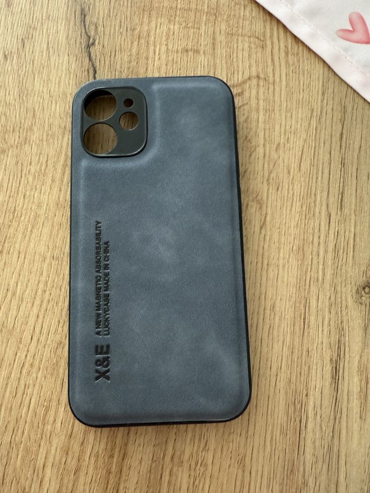 Etui iPhone 12 mini z wbudowanym magnesem