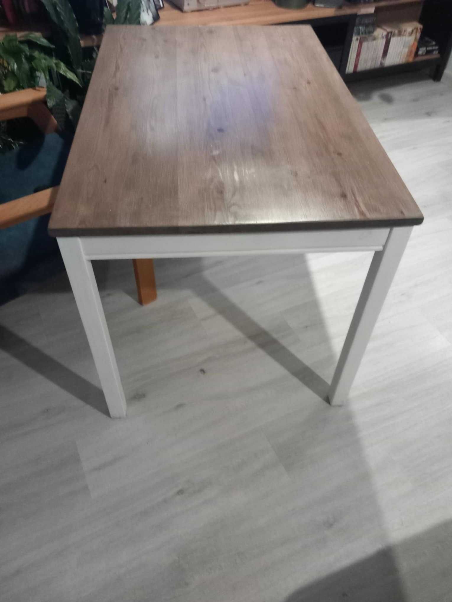 Stół IKEA przemalowany