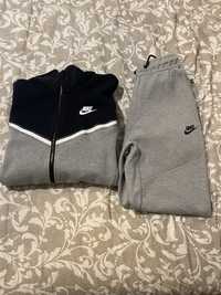 Tech fleece Nike