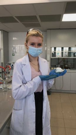 Studentka Uczelni Medycznej oferuje korepetycje chemia