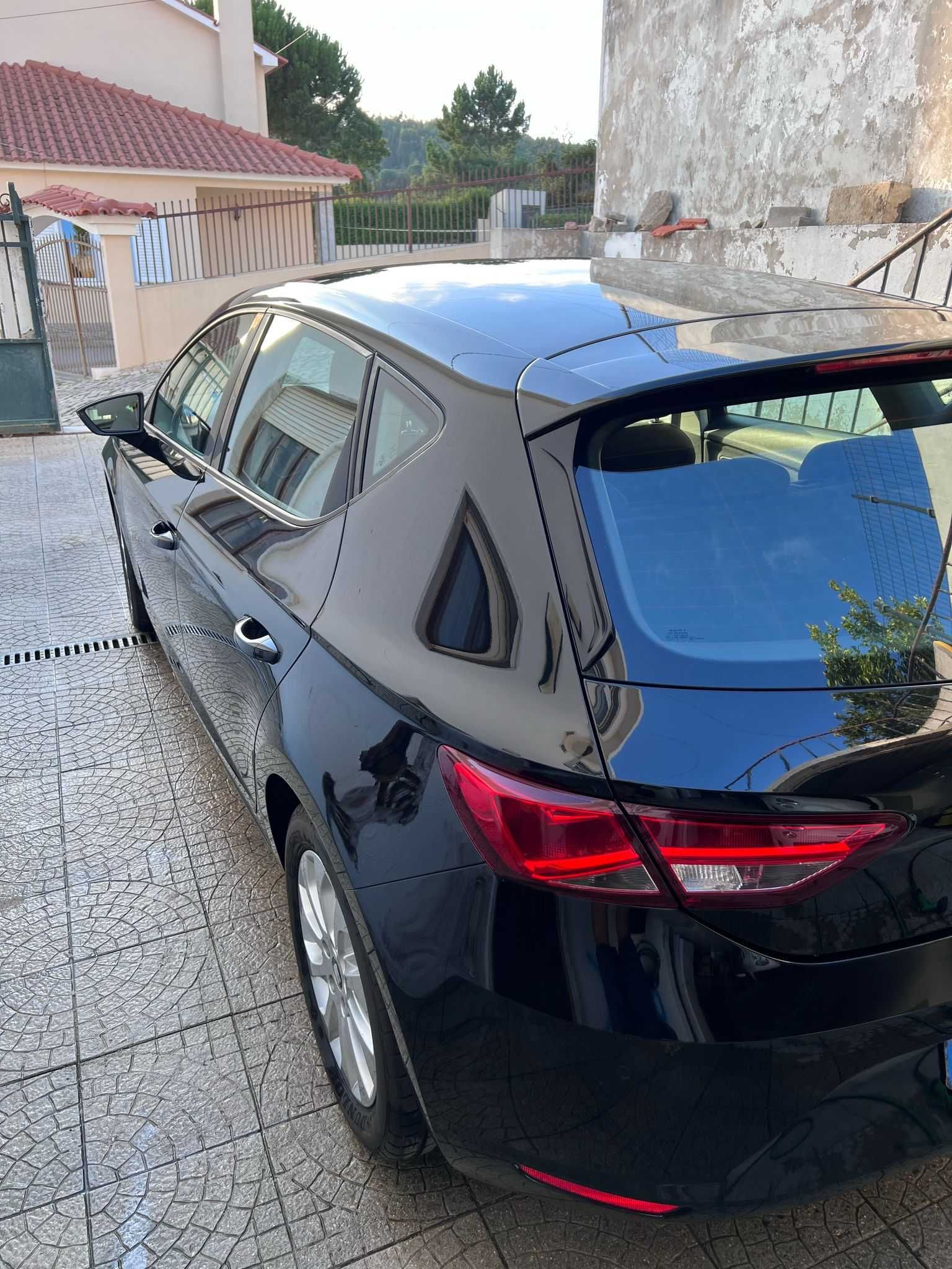 SEAT Leon 1.6 TDI Ecomotive (2015) 1º Dono