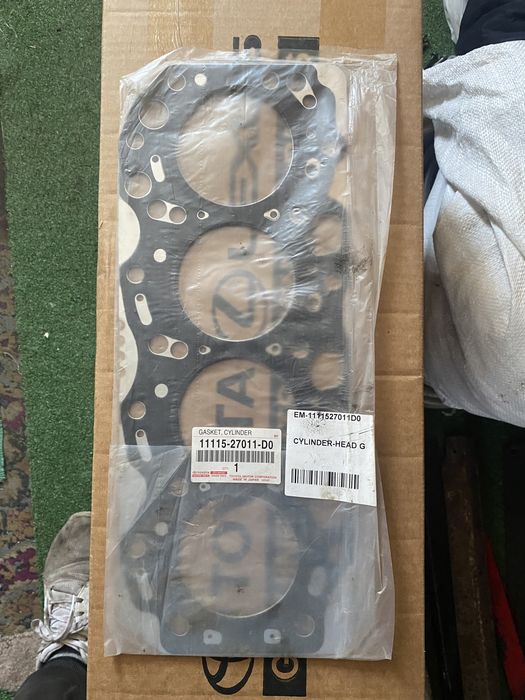 Прокладка ГБЦ Avensis,RAV4 1111527011D0