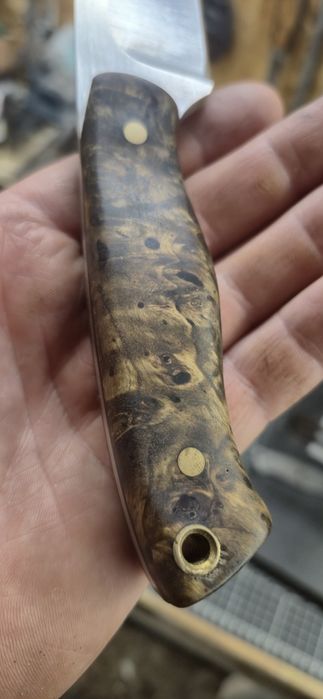 Nóż ręcznie robiony bushcraft stal Becut