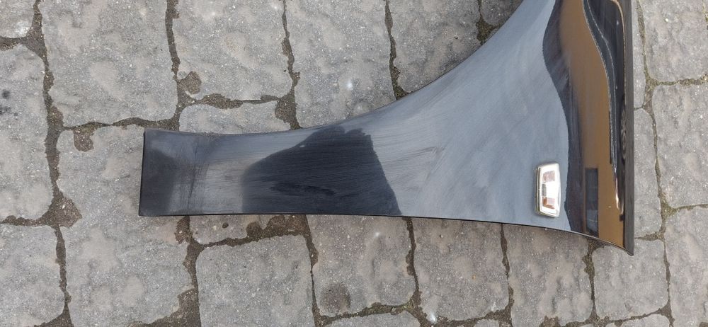 Błotnik lewy przód opel Insignia a Z22C