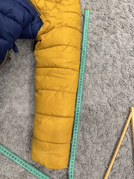 Пальто дуже тепле 8 - 9 років