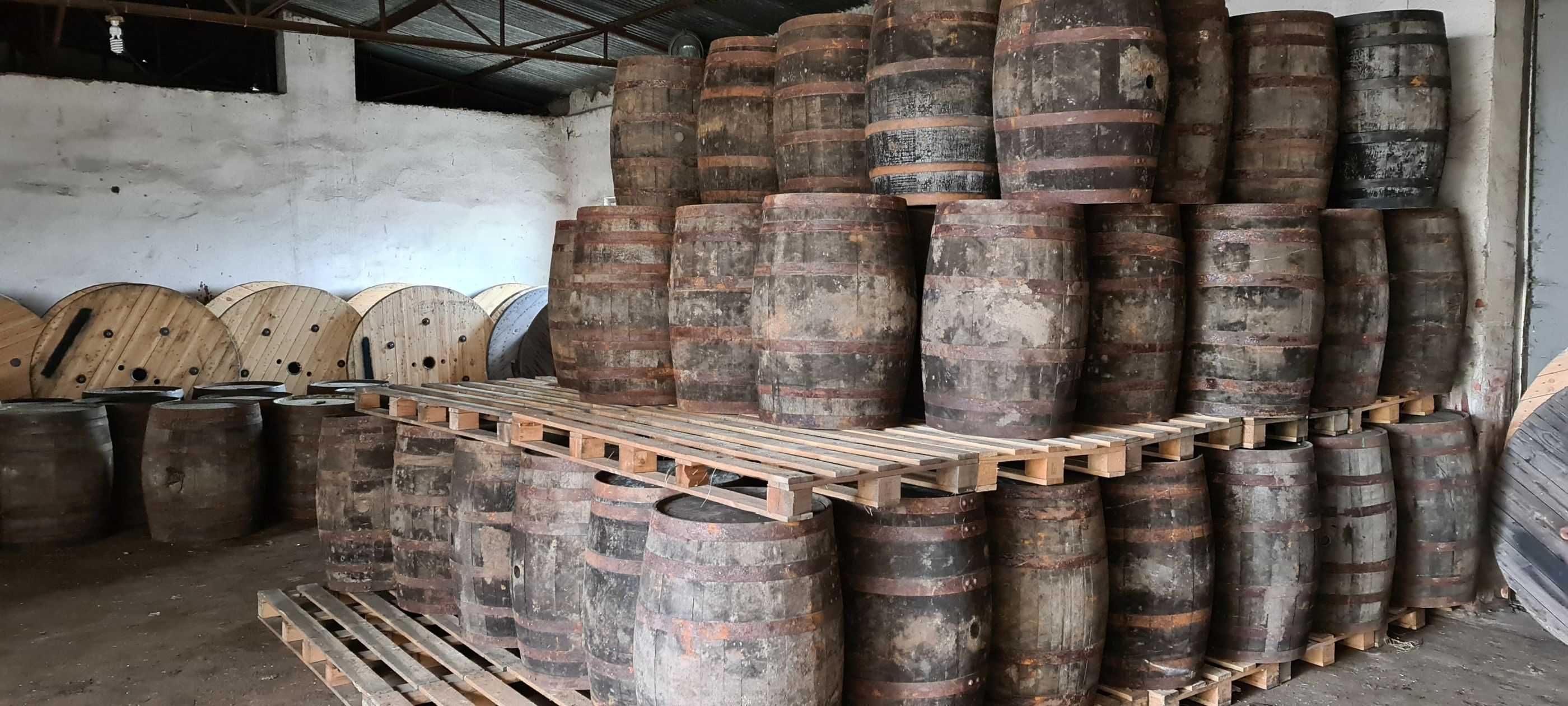 Stara BECZKA DREWNIANA debowa po whisky BECZKI drewniane   200 WYSYLKA