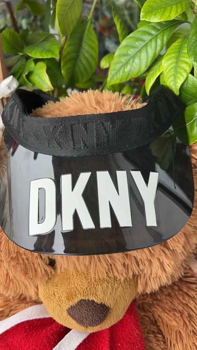 Daszek DKNY Oryginalny