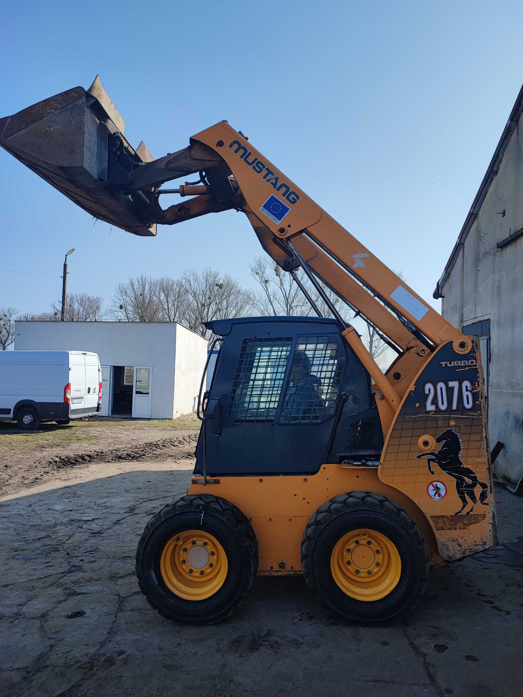 mini ładowarka Mustang Turbo 2076 Bobcat