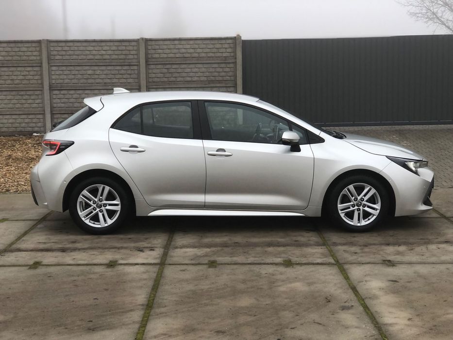 Toyota Corolla Tyko 92 tys przebiegu Full Opcja Luksemburg Nowe Opony całoroczne