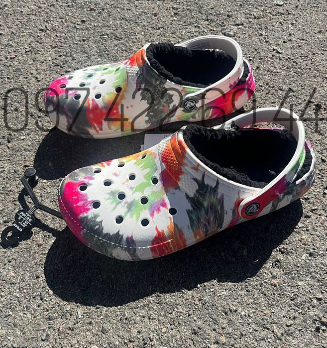 Стильні теплі Крокс Crocs сабо оригінал Crocs Baya Lined Tiedy