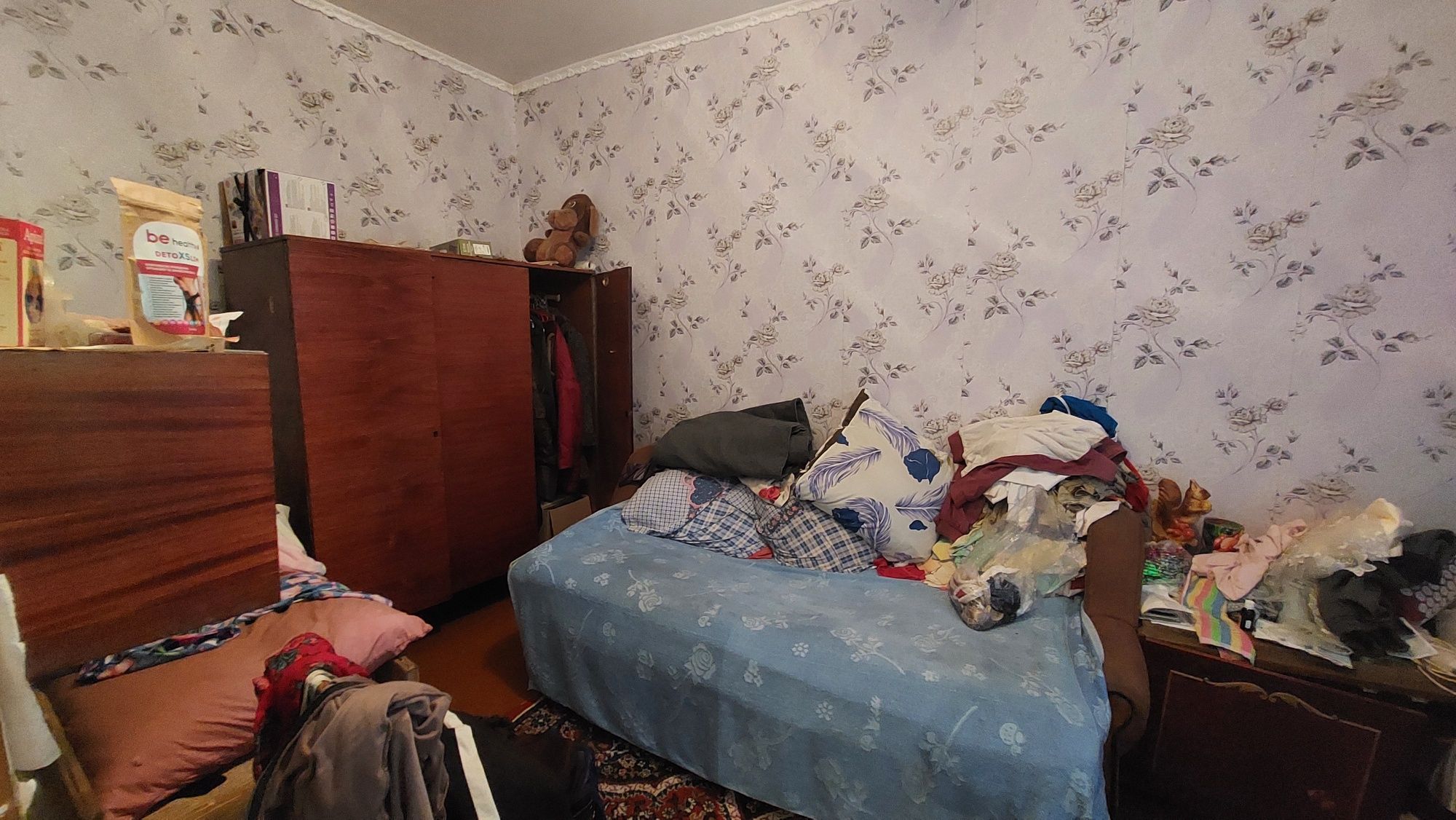 Продам 2-кімнатну квартиру. Вул.Вокзальна,40.