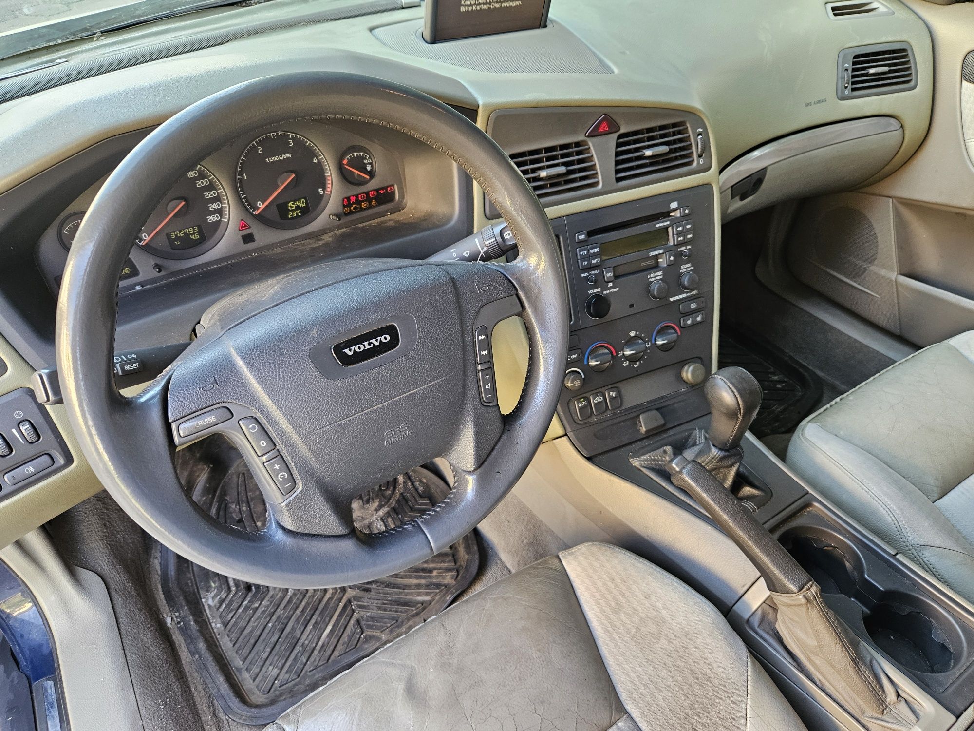 Volvo V70 2001рік 2,4 дизель для військових