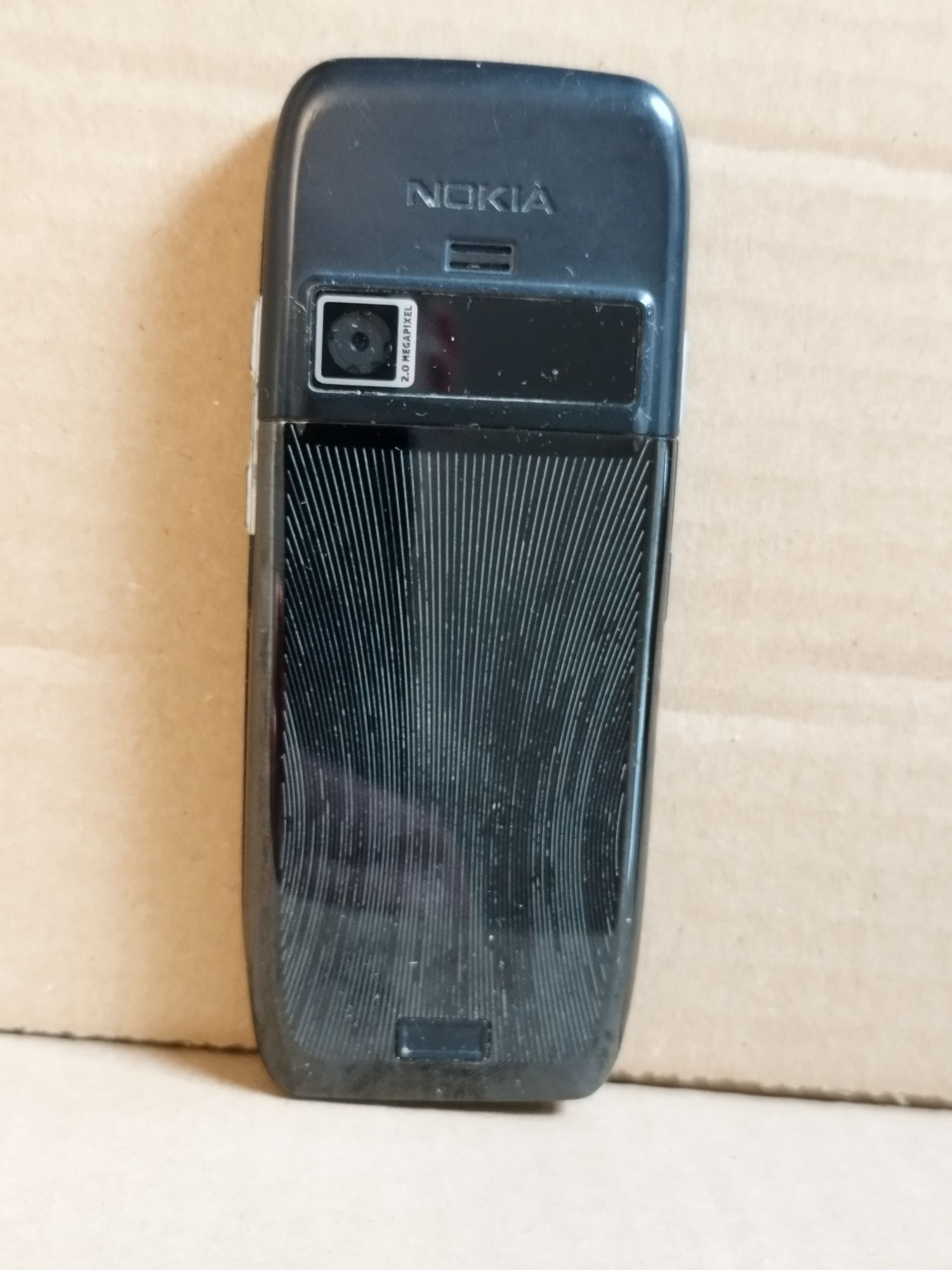 Telefon Nokia E51 Retro