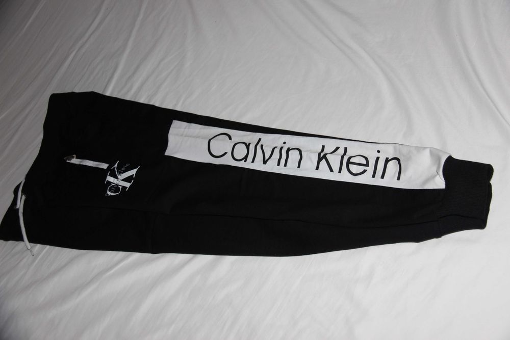 Spodnie dresowe Calvin Klein