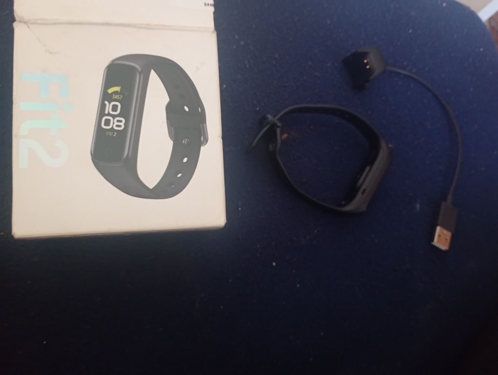 Witam! Sprzedam opaskę Samsung Galaxy fit 2