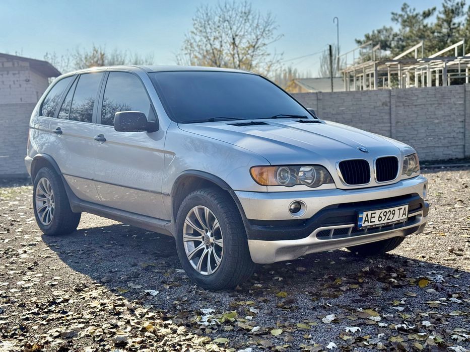 BMW x5 e53 3.0д состояние стоящие .