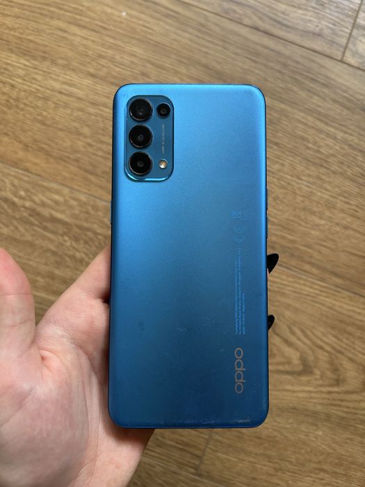 Telefon Oppo Reno 4 niebieski
