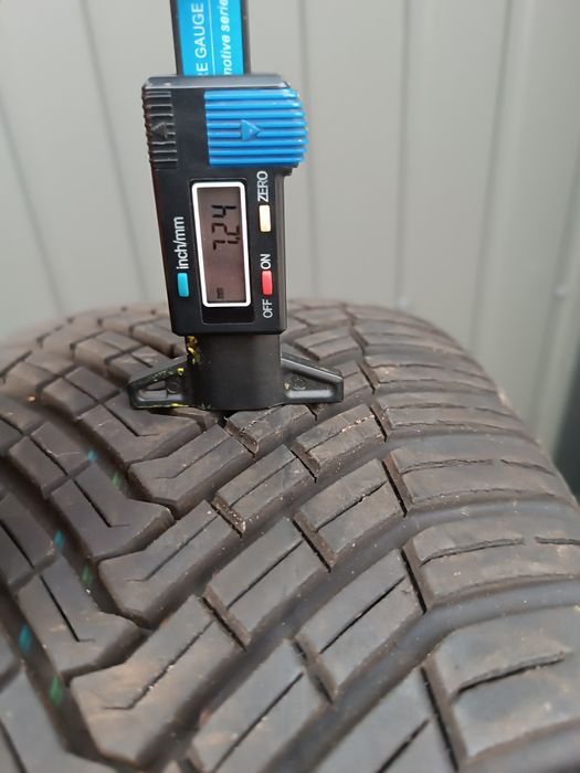 Зимові шини 255/55/19 Continental AllSeasonContact пара