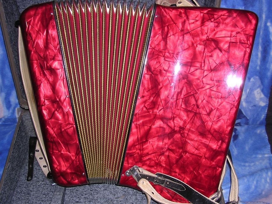 Akordeon Hohner Verdi II 96 basów