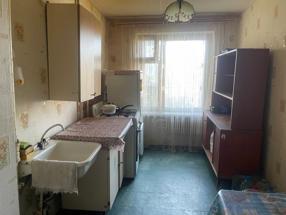 БЕЗ ЗАЛОГА Сдам 3х комнатную квартиру в районе Площади Новая почта 3