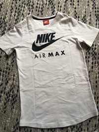 Nike Air Max tshirt XS