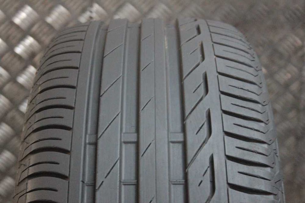 225/55/17 Bridgestone Turanza T005 225/55 R17 101W XL