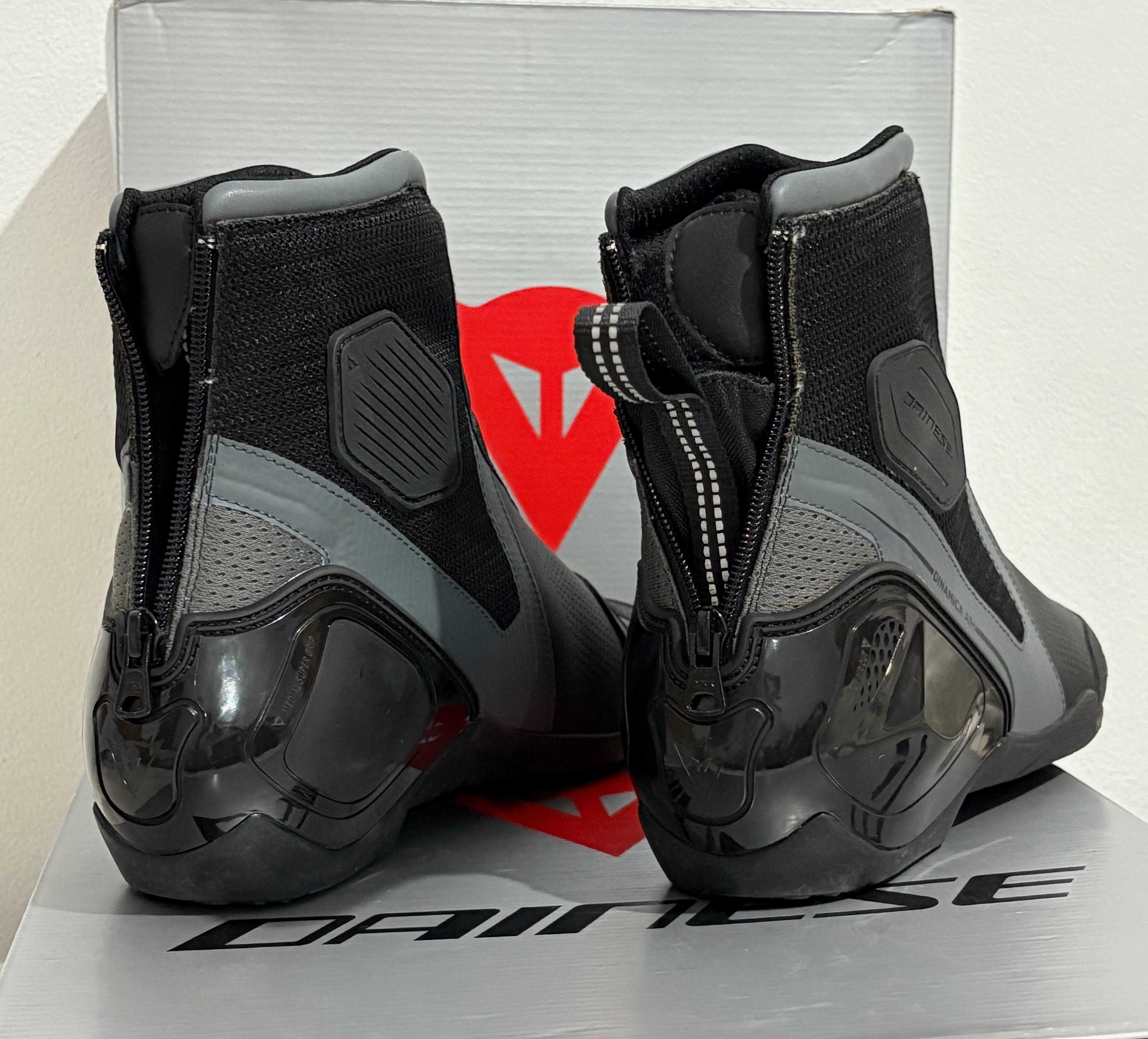 Botas NOVAS Dainese mota. Ventiladas. Preto/Cinza. Nrs 40, 41 e 42