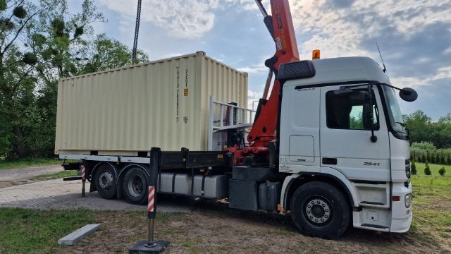 Transport HDS platforma niskie podwozie pomoc drogowa