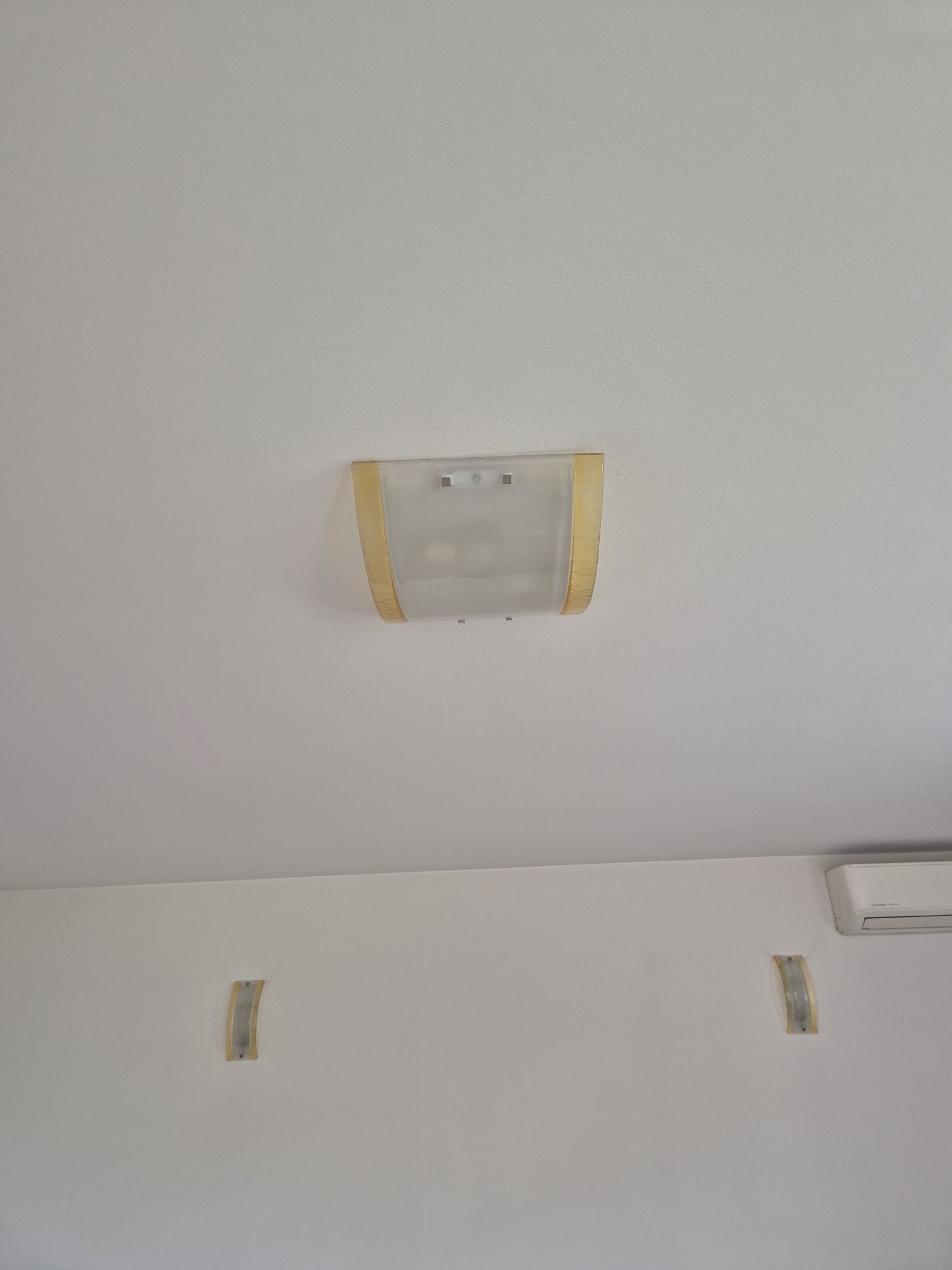 Zestaw włoskich lamp: kinkiet ścienny, sufitowy i lampa stojąca