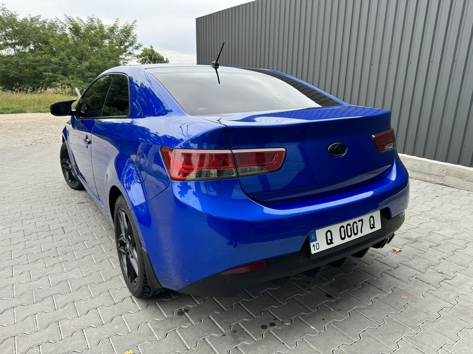 Кіа купе 2.0 автомат газ